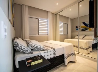 4bc7e376-f9d3-4413-be19-c5c925a353d4