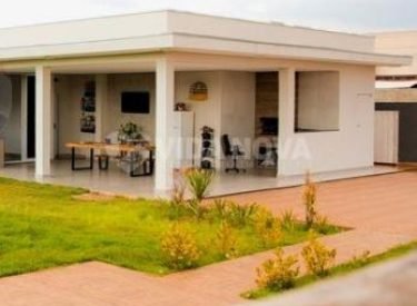 Captura de tela_21-5-2024_133037_www.remax.com.br