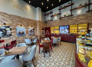 WhatsApp Image 2025-10-04 at 18.18.45